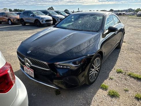 Used 2025 Mercedes-Benz CLA 250 4MATIC image 7