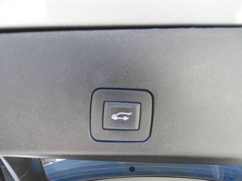 Used 2023 Buick Encore GX Select w/ Sport Touring Package AWD/4WD image 29