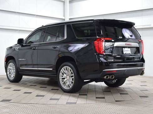 Used 2024 GMC Yukon Denali image 6