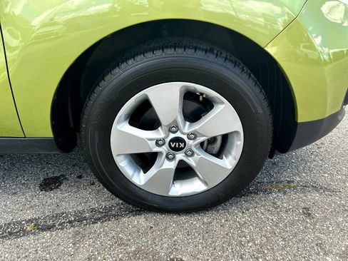 Used 2019 Kia Soul image 25