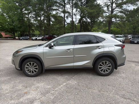 Used 2018 Lexus NX 300h AWD w/ Comfort Package image 2