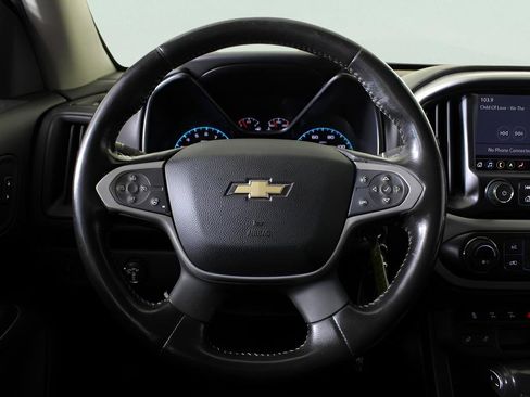 Used 2019 Chevrolet Colorado ZR2 image 14