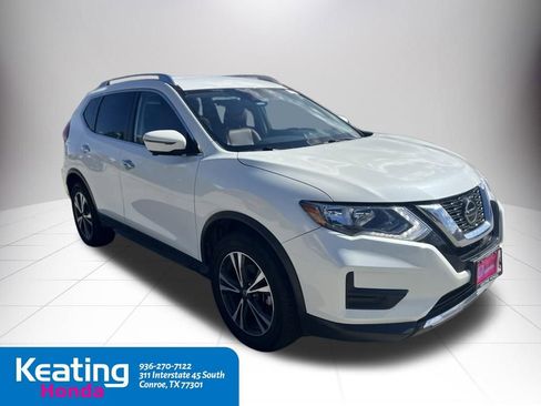 Used 2019 Nissan Rogue SV w/ Premium Package AWD/4WD image 3