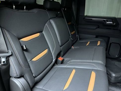 Certified 2025 GMC Sierra 2500 AT4 w/ AT4 Premium Plus Package AWD/4WD image 28