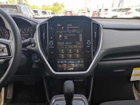 Certified 2025 Subaru Crosstrek 2.0i Premium image 17