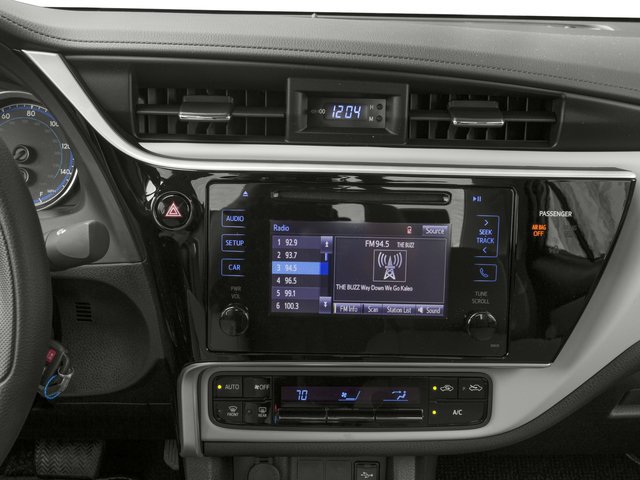 Used 2018 Toyota Corolla LE FWD image 10