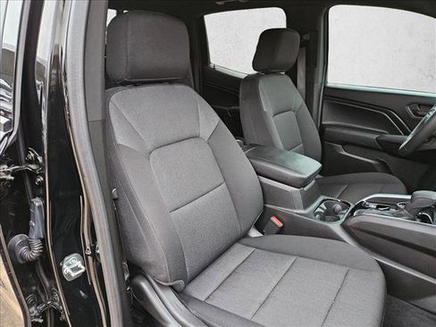 Used 2024 Chevrolet Colorado Trail Boss w/ Advanced Trailering Package image 18