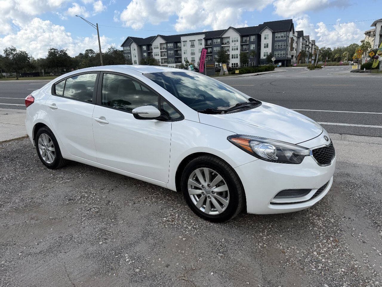 Used 2014 Kia Forte LX w/ Popular Package FWD image 5
