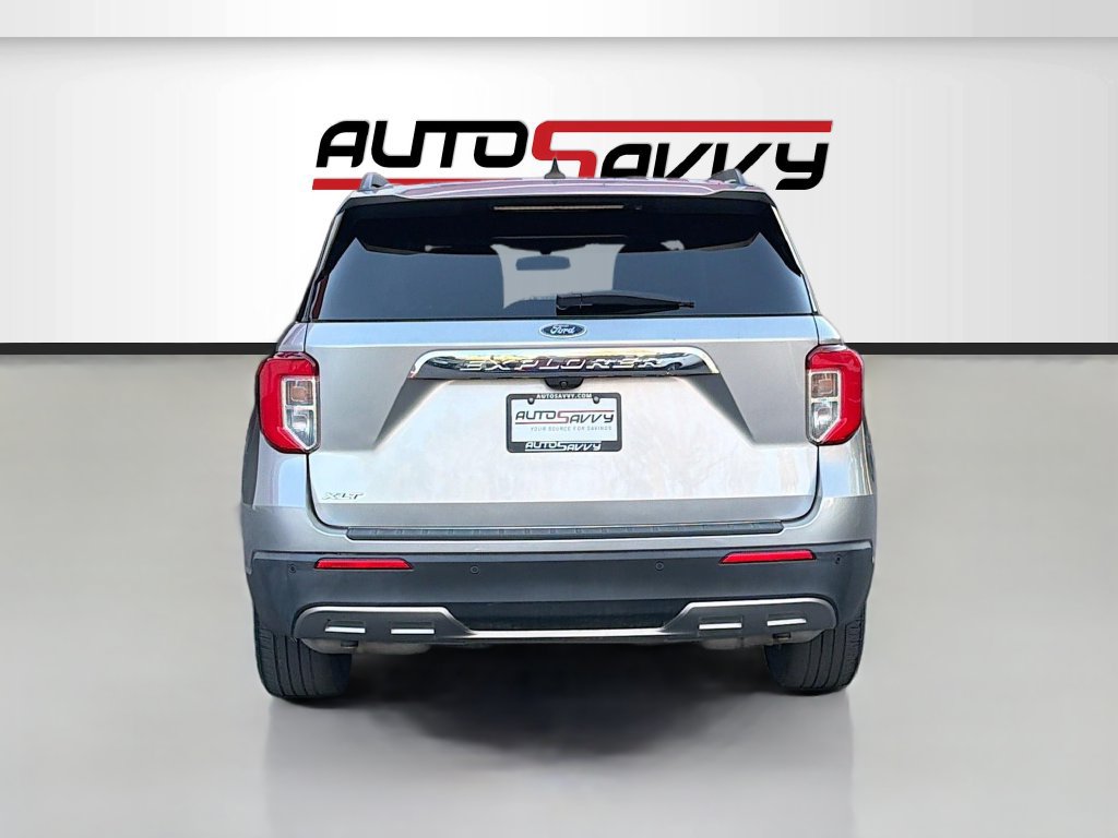 Used 2021 Ford Explorer XLT w/ Equipment Group 202A RWD image 6