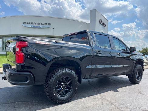 Used 2021 Chevrolet Silverado 1500 LT Trail Boss w/ Convenience Package II AWD/4WD image 45