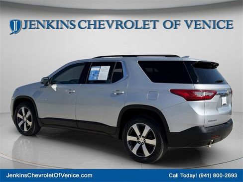 Certified 2021 Chevrolet Traverse LT w/ LT Premium Package image 7