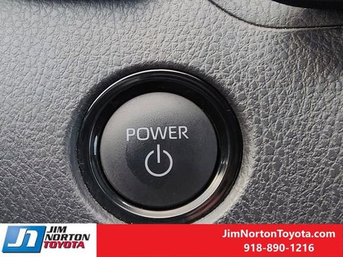 Used 2025 Toyota Camry XSE FWD image 21