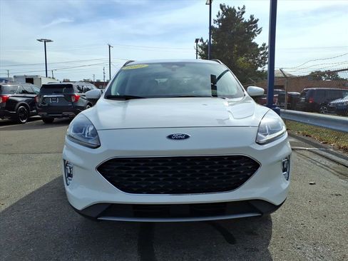 Certified 2022 Ford Escape SEL image 2