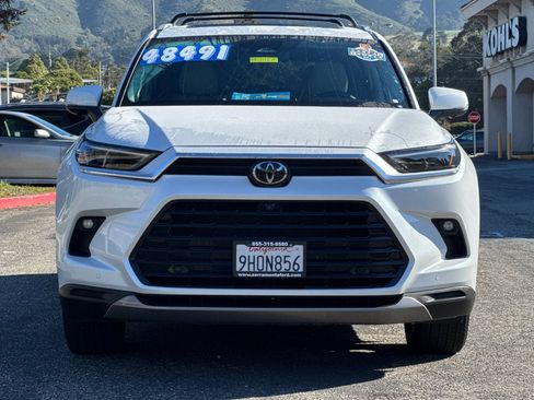 Used 2024 Toyota Grand Highlander Platinum image 10