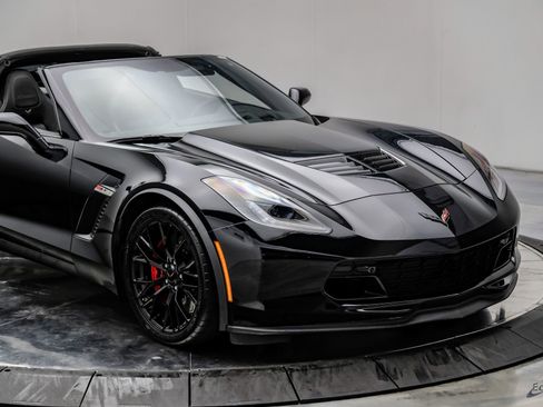 Used 2016 Chevrolet Corvette Z06 w/ 2LZ Preferred Equipment Group RWD image 34