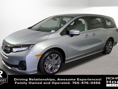 New 2026 Honda Odyssey Touring image 4