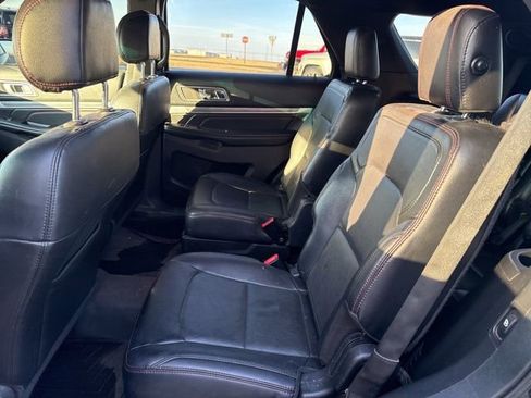 Used 2016 Ford Explorer Sport w/ Equipment Group 401A AWD/4WD image 18