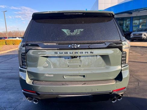 New 2026 Chevrolet Suburban Z71 image 4