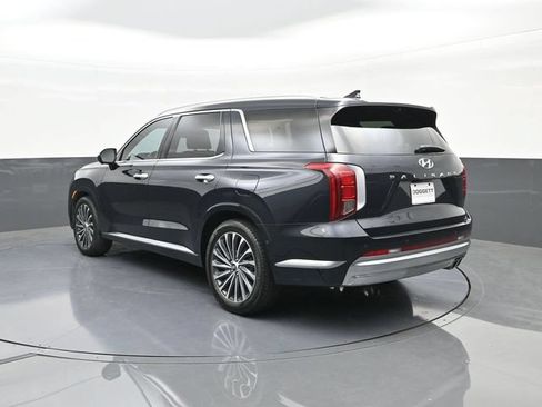Used 2023 Hyundai Palisade Calligraphy w/ Cargo Package FWD image 8