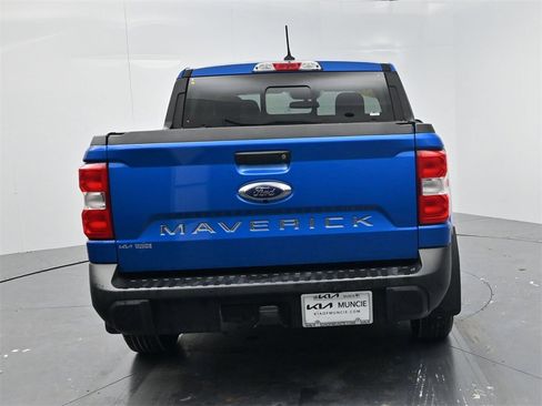 Used 2022 Ford Maverick Lariat w/ Lariat Luxury Package image 7