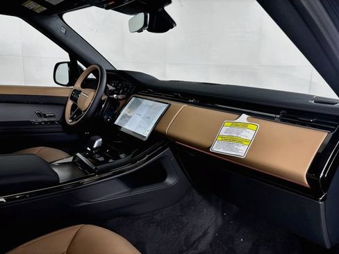 New 2026 Land Rover Range Rover Sport Dynamic SE AWD/4WD image 27