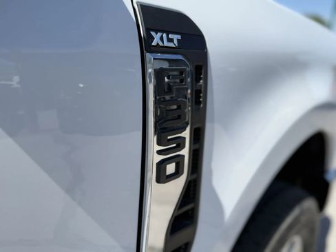 Used 2024 Ford F350 XLT w/ FX4 Off-Road Package image 46