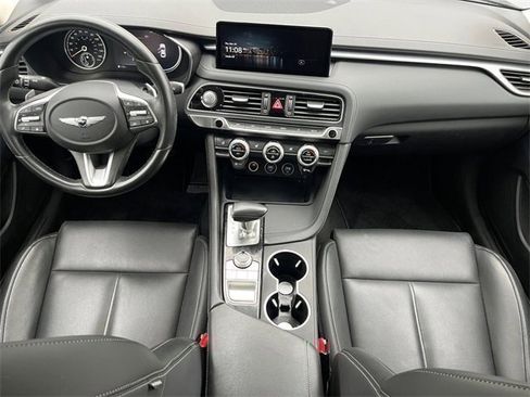 Used 2022 Genesis G70 2.0T image 11
