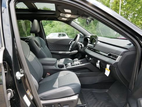 Used 2025 Mitsubishi Outlander SEL Black Edition AWD/4WD image 8