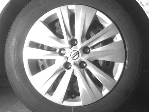 Used 2025 Nissan Sentra S FWD image 13