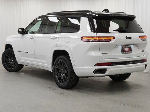 Certified 2024 Jeep Grand Cherokee L Summit image 15