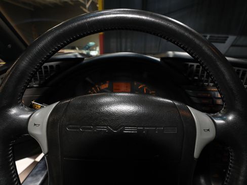 Used 1990 Chevrolet Corvette ZR-1 RWD image 58