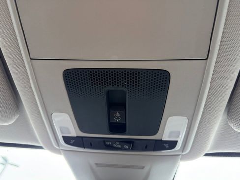 Used 2024 Honda CR-V EX-L image 22