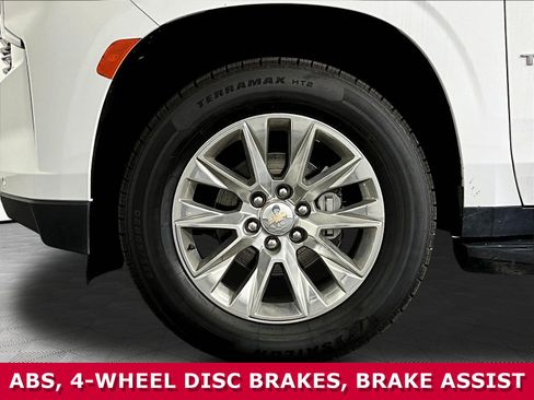 Used 2024 Chevrolet Tahoe Premier AWD/4WD image 33