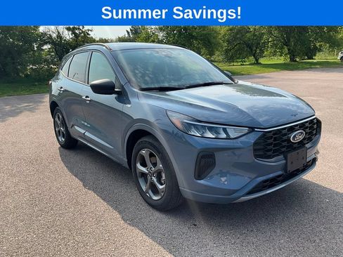 Certified 2023 Ford Escape ST-Line w/ Tech Pack #1 AWD/4WD image 9