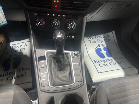 Used 2023 Volkswagen Jetta S image 14