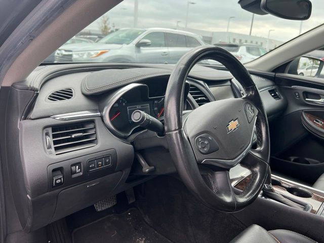 Used 2015 Chevrolet Impala LT w/ Convenience Package FWD image 9