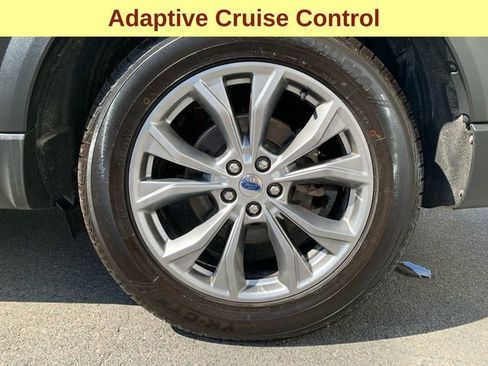 Used 2022 Ford Explorer Limited w/ Equipment Group 301A image 9