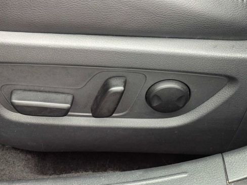 Used 2025 MAZDA CX-50 AWD 2.5 S w/ Premium Plus Pkg image 19