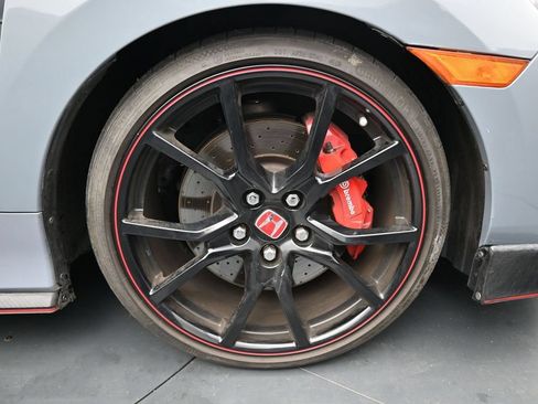 Used 2019 Honda Civic Type R image 13