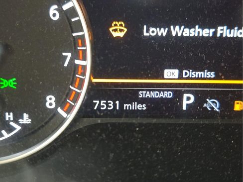 Used 2025 Nissan Pathfinder SV w/ Black Appearance Package FWD image 7