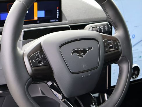 Used 2021 Ford Mustang Mach-E Premium AWD/4WD image 20