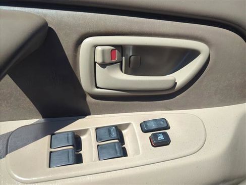 Used 2005 Toyota Tundra SR5 RWD image 10