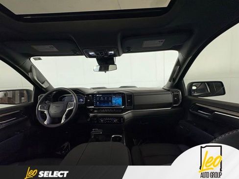 Used 2025 Chevrolet Silverado 1500 LT Trail Boss w/ Convenience Package II AWD/4WD image 22