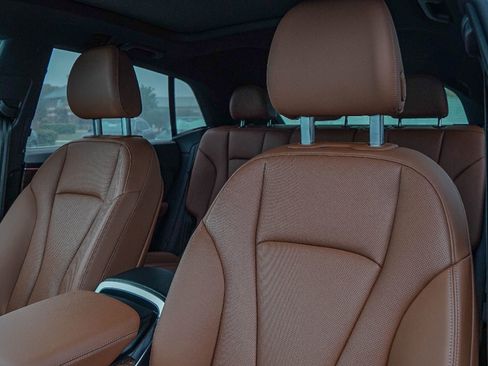 Used 2024 Audi Q8 Premium Plus w/ Premium Plus Package image 9