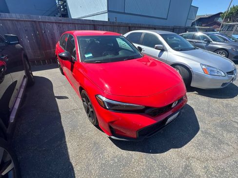 Used 2025 Honda Civic Sport image 2
