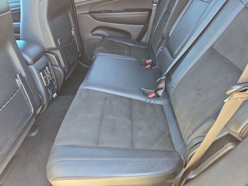 Used 2019 Jeep Grand Cherokee Altitude image 19