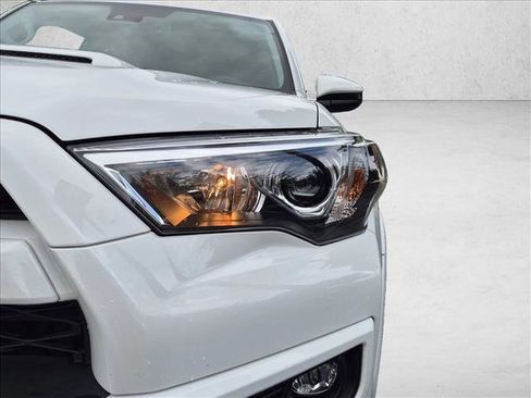 Used 2022 Toyota 4Runner TRD Sport RWD image 28