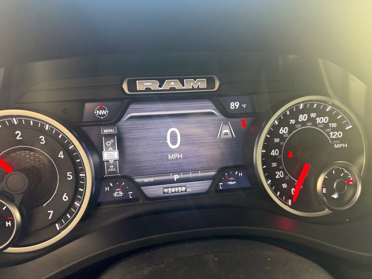 Used 2026 RAM 1500 Laramie AWD/4WD image 4