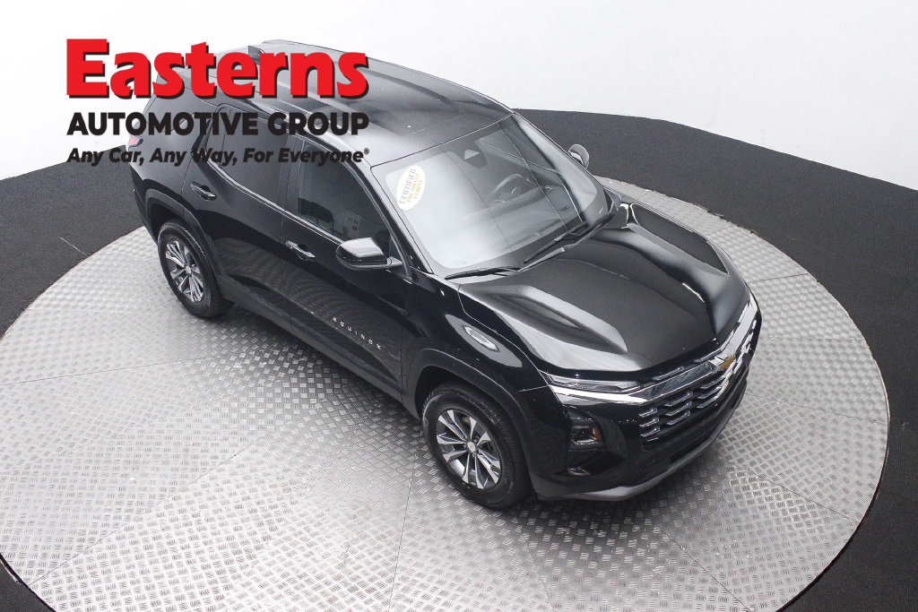 Used 2026 Chevrolet Equinox LT AWD/4WD image 4