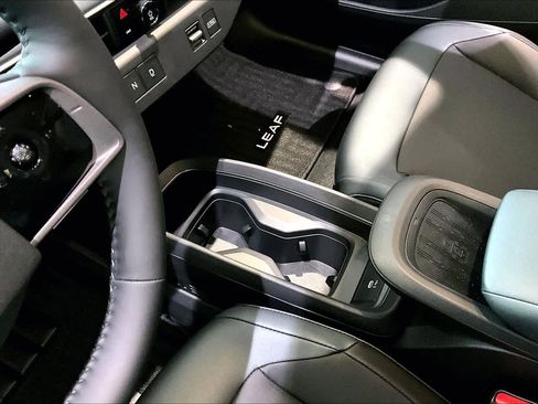 New 2026 Nissan Leaf SV+ w/ Illuminated Package image 11